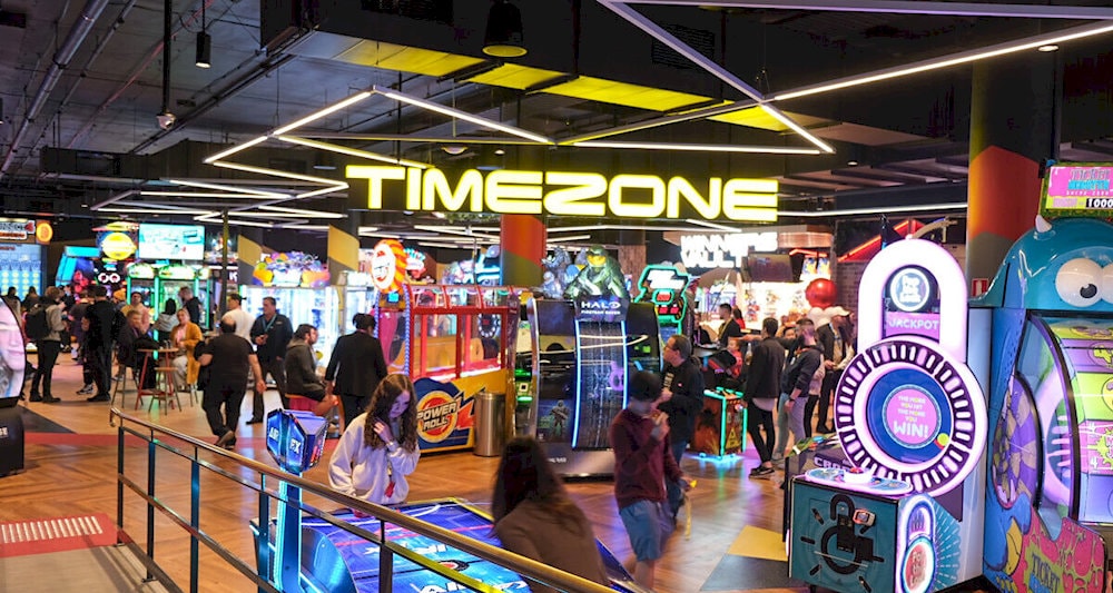 Timezone, situated in IPH Xuan Thuy, is a comprehensive entertainment area for kids 